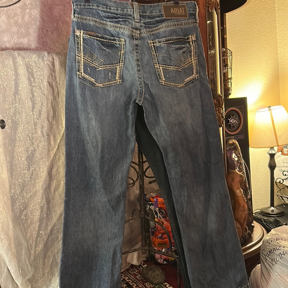 Ariat M5 Straight Fit Straight Leg